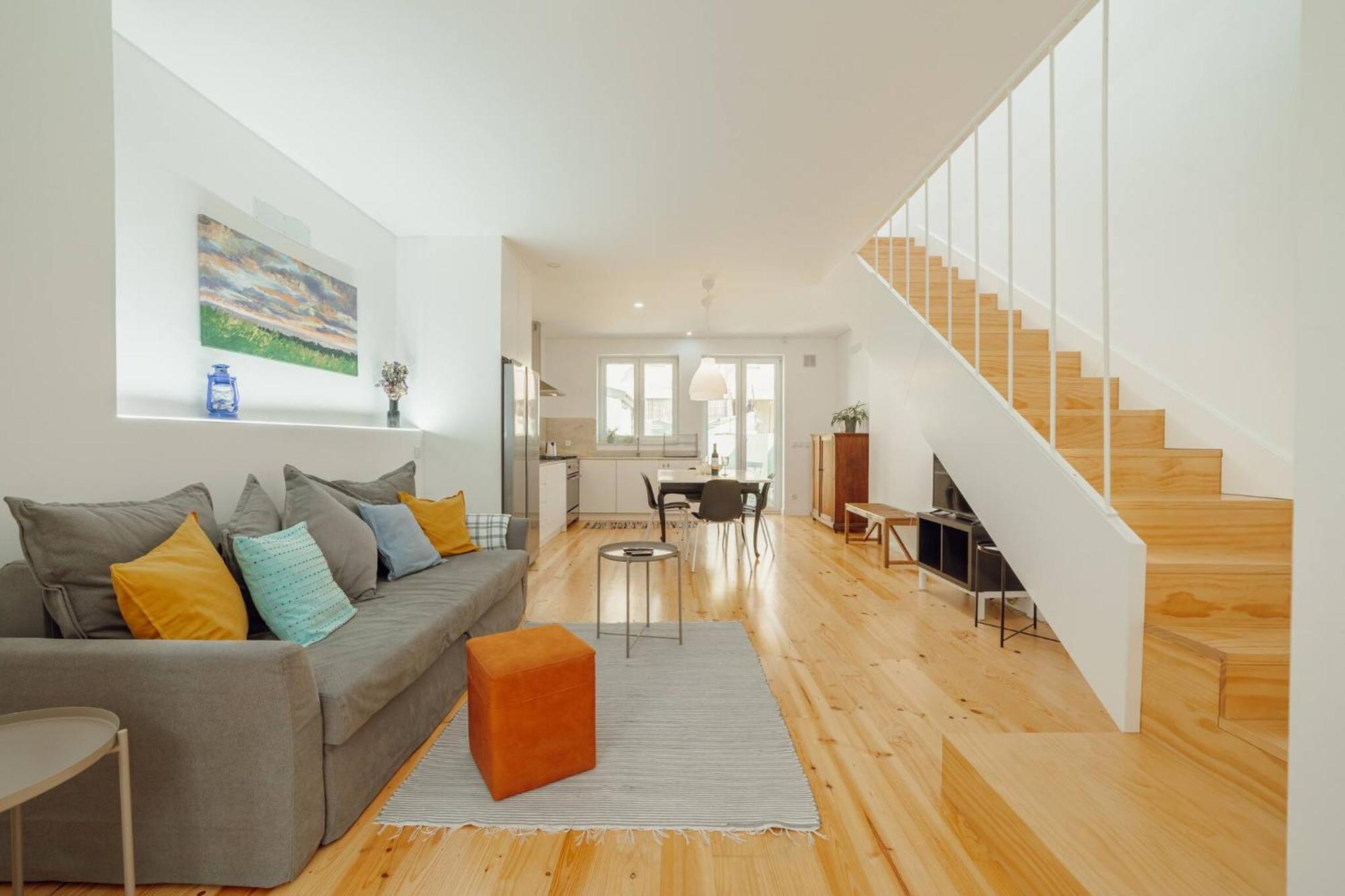 Modern Villa By Hosty Порту Экстерьер фото